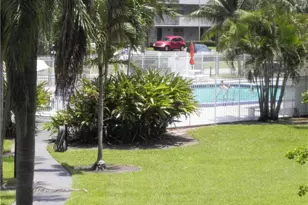 4650 Washington St, Hollywood, FL 33021 - Photo 13