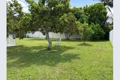 134 Galiano Street, Royal Palm Beach, FL 33411 - Photo 27