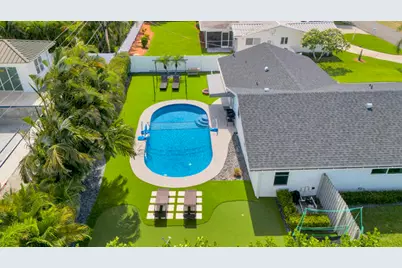722 SW 28th Avenue, Boynton Beach, FL 33435 - Photo 3