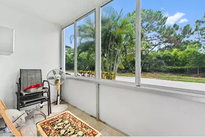 270 Norwich L, West Palm Beach, FL 33417 - Photo 11