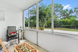 270 Norwich L, West Palm Beach, FL 33417 - Photo 11