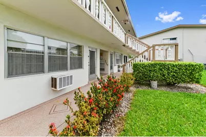 270 Norwich L, West Palm Beach, FL 33417 - Photo 13