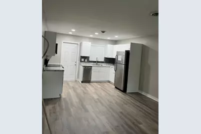 4250 NW 21st Avenue, Oakland Park, FL 33309 - Photo 9