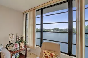 1524 Whitehall Dr, Davie, FL 33324 - Photo 27