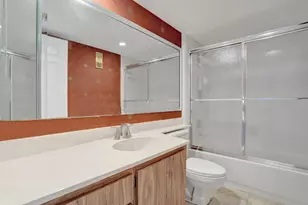 1524 Whitehall Dr, Davie, FL 33324 - Photo 25