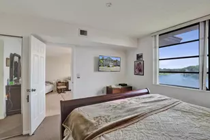1524 Whitehall Dr, Davie, FL 33324 - Photo 19