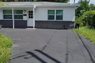 828 Prosperity Farms Rd, North Palm Beach, FL 33408 - Photo 1