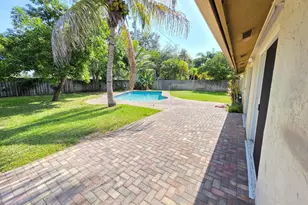 12301 Paseo Way, Cooper City, FL 33026 - Photo 5