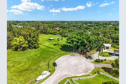6250 SW 180th Terrace, Southwest Ranches, FL 33331 - Photo 11