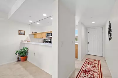 2001 Marina Isle Way #405, Jupiter, FL 33477 - Photo 3