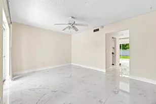 5120 Elmhurst Rd, West Palm Beach, FL 33417 - Photo 15