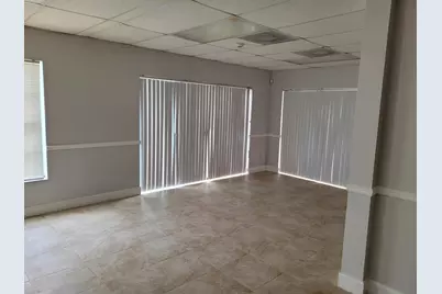 6383 10th Avenue N, Greenacres, FL 33463 - Photo 9