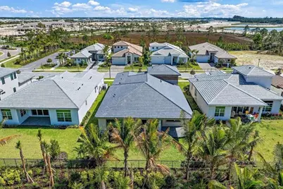 13613 Le Christine Drive, Palm Beach Gardens, FL 33412 - Photo 45
