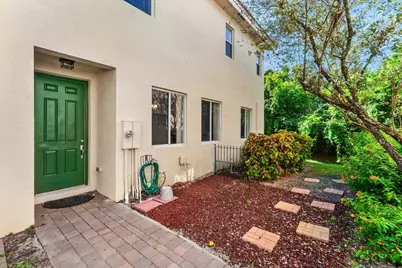 1808 Sonrisa Street, Riviera Beach, FL 33404 - Photo 11