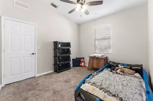 1808 Sonrisa St, Riviera Beach, FL 33404 - Photo 9