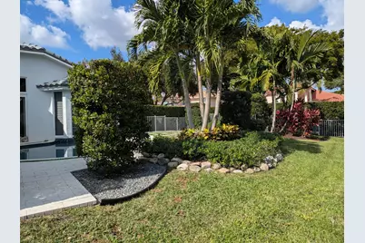 1865 NW 124th Way, Coral Springs, FL 33071 - Photo 15