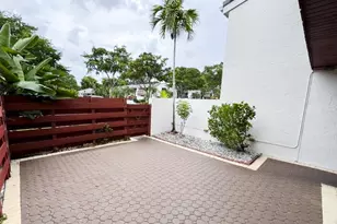 3094 Bermwood Ln, Hollywood, FL 33021 - Photo 3