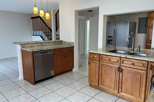 3094 Bermwood Ln, Hollywood, FL 33021 - Photo 5