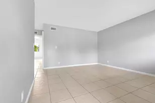 400 Nottingham Cir, Greenacres, FL 33463 - Photo 1