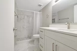 400 Nottingham Cir, Greenacres, FL 33463 - Photo 9