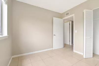 400 Nottingham Circle #D, Greenacres, FL 33463 - Photo 11