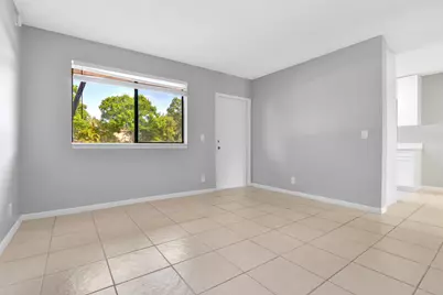 400 Nottingham Circle #D, Greenacres, FL 33463 - Photo 3
