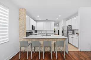 11491 NW 82nd Terrace NW, Doral, FL 33178 - Photo 9