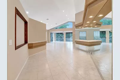 11081 Springbrook Circle, Boynton Beach, FL 33437 - Photo 9