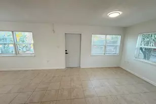 912 SE Tarpon Ave, Stuart, FL 34994 - Photo 9