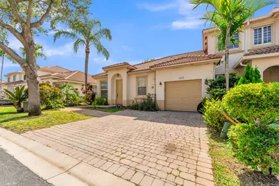 1723 NW 78th Way #1723, Pembroke Pines, FL 33024 - Photo 3