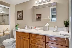 101 Wellington C, West Palm Beach, FL 33417 - Photo 17
