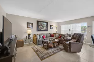 101 Wellington C, West Palm Beach, FL 33417 - Photo 5