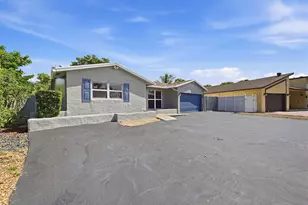 5831 NW 56th Pl, Tamarac, FL 33319 - Photo 47