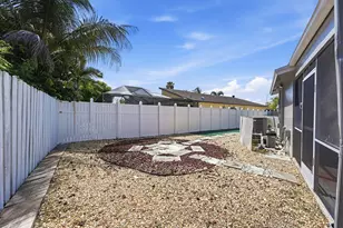 5831 NW 56th Pl, Tamarac, FL 33319 - Photo 37