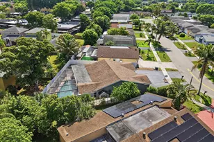 5831 NW 56th Pl, Tamarac, FL 33319 - Photo 41