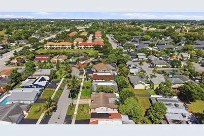 5831 NW 56th Place, Tamarac, FL 33319 - Photo 45