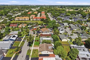 5831 NW 56th Pl, Tamarac, FL 33319 - Photo 45