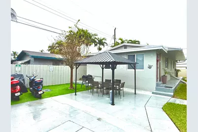 720 NE 7th Street #5, Hallandale Beach, FL 33009 - Photo 3