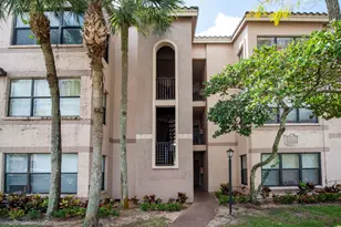 2946 S University Dr, Davie, FL 33328 - Photo 1