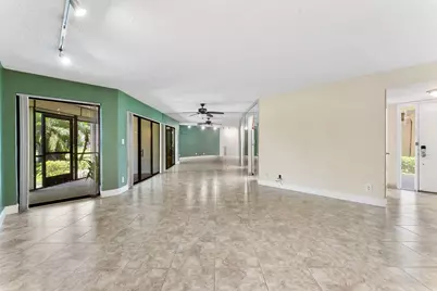 5800 Camino Del Sol #102, Boca Raton, FL 33433 - Photo 1