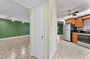 5800 Camino Del Sol, Boca Raton, FL 33433 - Photo 3