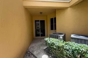 8928 SW 18th St, Miramar, FL 33025 - Photo 23