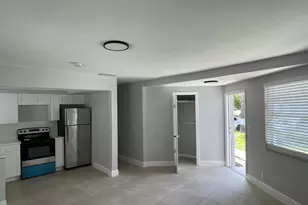 921 SW 10th Dr, Pompano Beach, FL 33060 - Photo 11