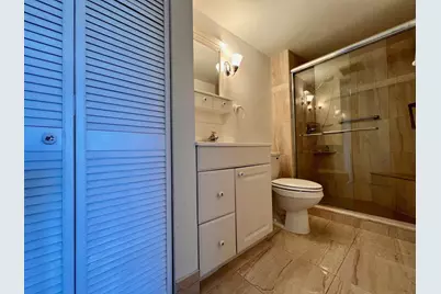 213 Wellington L, West Palm Beach, FL 33417 - Photo 11