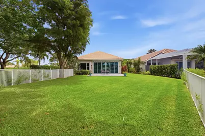 740 Pinehurst Way, Palm Beach Gardens, FL 33418 - Photo 5
