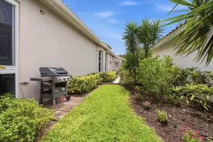 740 Pinehurst Way, Palm Beach Gardens, FL 33418 - Photo 37