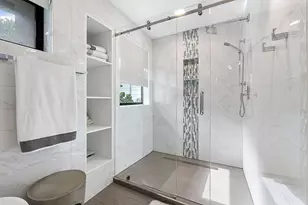40 Portside Dr, Fort Lauderdale, FL 33316 - Photo 39