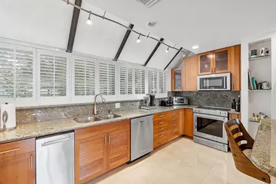 40 Portside Drive, Fort Lauderdale, FL 33316 - Photo 7