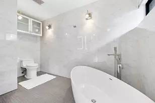 40 Portside Dr, Fort Lauderdale, FL 33316 - Photo 37