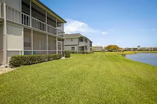 308 Saxony G, Delray Beach, FL 33446 - Photo 27